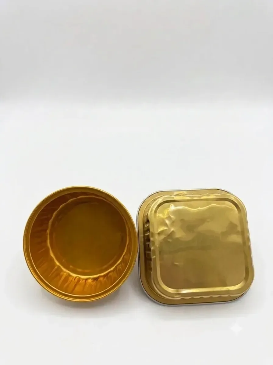 صحن ذهبي مربع ودائري صغير